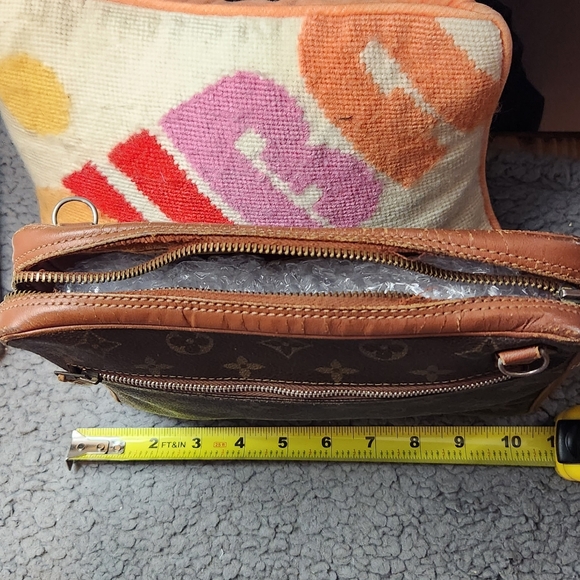 Louis Vuitton Vintage Monogram Brown  Bag- NO STRAP - Picture 7 of 10